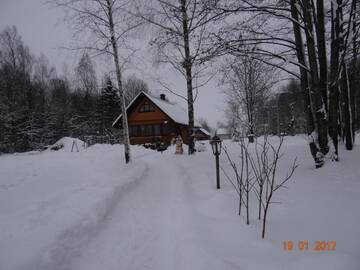 Фото Загородные дома Skazochnyi domik г. Силичи 5